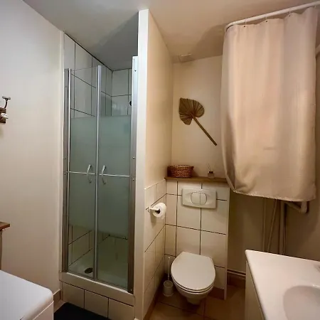 Le Carré Douillet, Lumineux Appartement